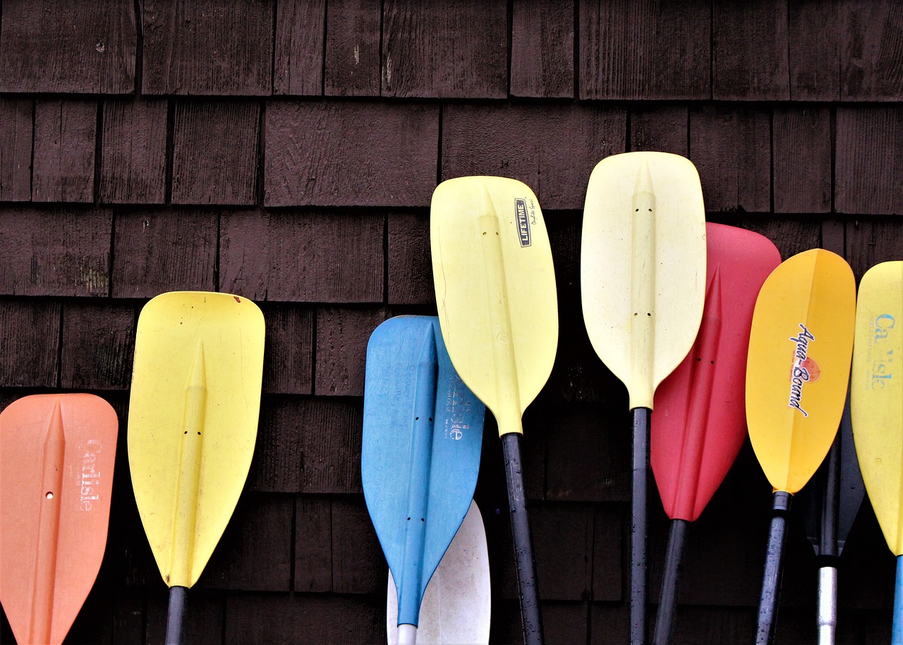 how-to-choose-a-kayak-paddle-differences-length-guide